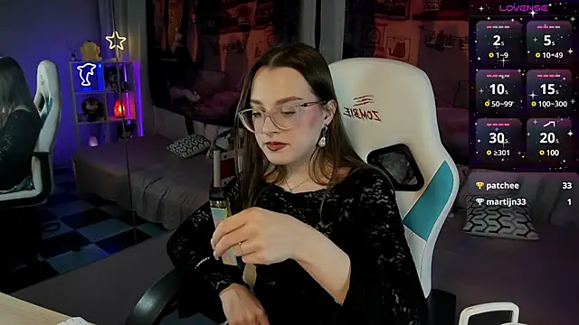 kaisajenner online show from 03-04-25, 06:50