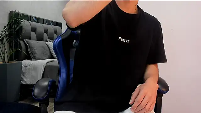 roan birkin online show from 10-20-25, 08:20