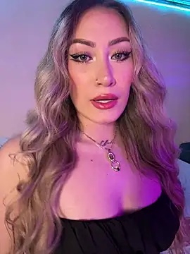 Snapshot of Lally_Valencia__ chatting on 10-12-25, 03:38 Lally Valencia online show from 10-12-25, 03:38