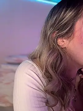 Snapshot of Lally_Valencia__ chatting on 11-20-25, 07:41 Lally Valencia online show from 11-20-25, 07:41