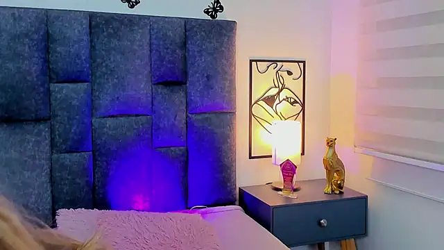 Violetta Ficher online show from 04-27-26, 02:09