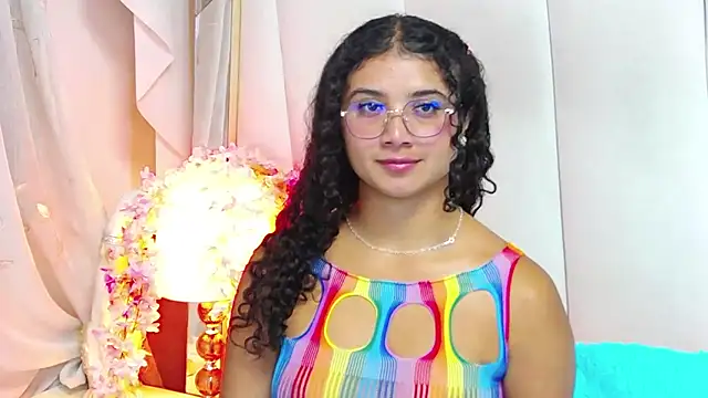 Snapshot of GinevraCarusso chatting on 09-11-25, 06:19 GinevraCarusso online show from 09-11-25, 06:19