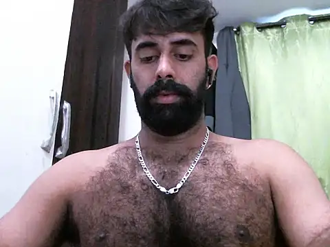 Snapshot of indianhairybull chatting on 02-06-25, 12:37 indianhairybull online show from 02-06-25, 12:37