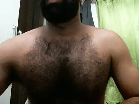 Snapshot of indianhairybull chatting on 02-26-25, 05:53 indianhairybull online show from 02-26-25, 05:53