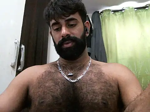 Snapshot of indianhairybull chatting on 03-14-25, 04:43 indianhairybull online show from 03-14-25, 04:43