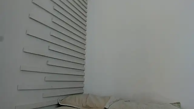 Snapshot of Lia_Guzman chatting on 02-23-25, 02:57 Lia Guzman online show from 02-23-25, 02:57