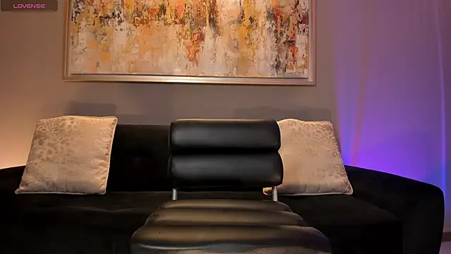 Snapshot of BeccaBaxter chatting on 10-03-25, 06:38 BeccaBaxter online show from 10-03-25, 06:38