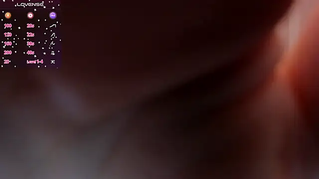 Snapshot of BeccaBaxter chatting on 10-25-25, 08:14 BeccaBaxter online show from 10-25-25, 08:14