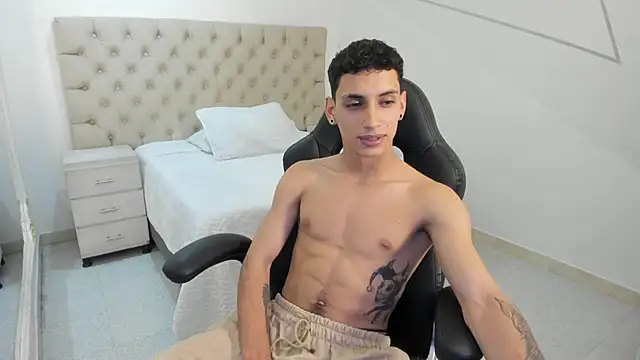 JhoanLeandro online show from 10-01-25, 05:24