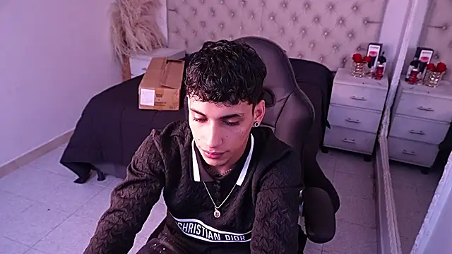 JhoanLeandro online show from 04-21-26, 06:09