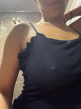 vicky bass online show from 11-18-25, 01:55