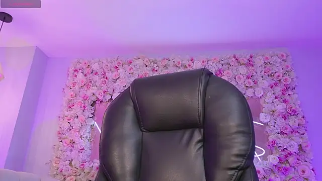 AmaiaHaywood online show from 12-04-25, 05:39