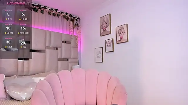 Daphne chers online show from 02-21-25, 11:43