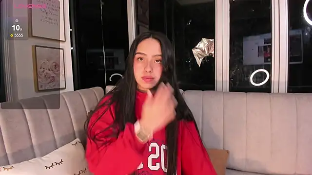 Daphne chers online show from 02-25-25, 07:47