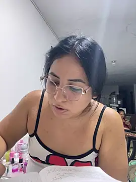 lamaravilla 08 online show from 03-12-26, 06:19