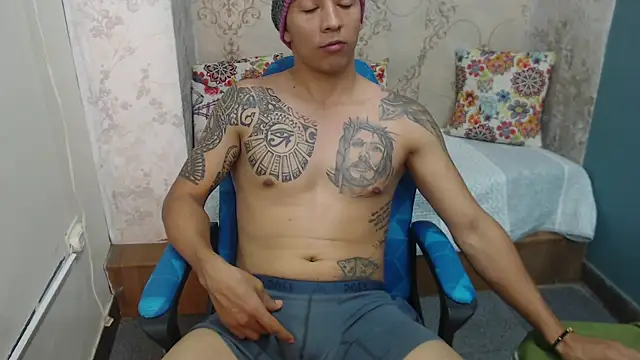 Snapshot of Lenny_Milers chatting on 02-09-25, 02:17 Lenny Milers online show from 02-09-25, 02:17