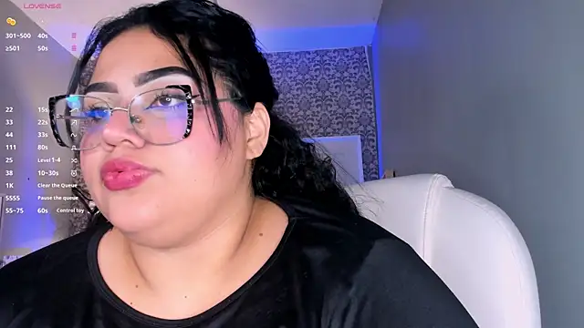 Snapshot of _michel_bbw chatting on 11-11-25, 03:39 michel bbw online show from 11-11-25, 03:39