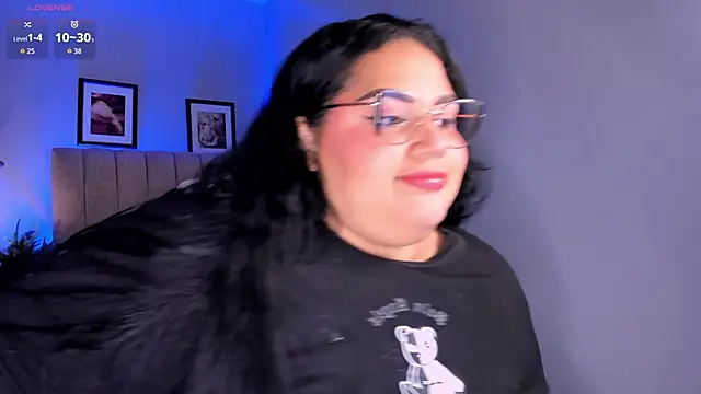 Snapshot of _michel_bbw chatting on 05-31-26, 02:20 michel bbw online show from 05-31-26, 02:20