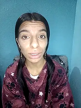 Ariell Kieran online show from 10-31-25, 02:12