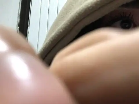 Snapshot of Enyel_valmina chatting on 03-13-25, 01:43 Enyel valmina online show from 03-13-25, 01:43