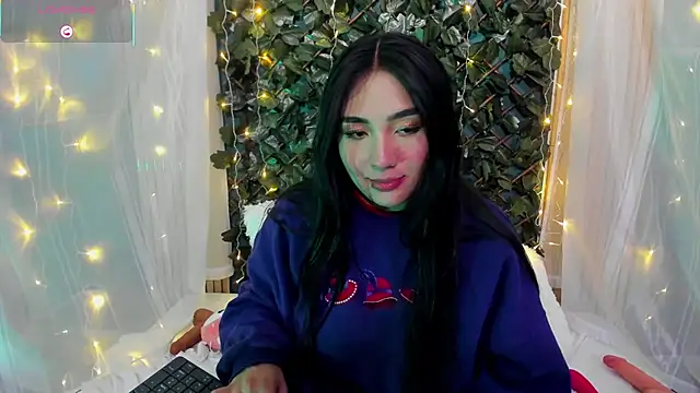 Snapshot of Enyel_valmina chatting on 03-18-25, 12:27 Enyel valmina online show from 03-18-25, 12:27
