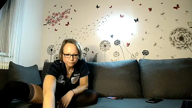 Snapshot of Fuxy-love69 chatting on 03-16-25, 03:36 Fuxy-love69 online show from 03-16-25, 03:36