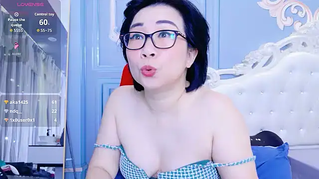 LucianaMe online show from 12-15-25, 03:33