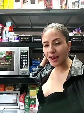 Andrea18 blonde online show from 02-15-25, 02:55