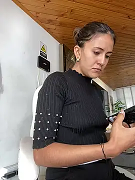 Andrea18 blonde online show from 03-17-25, 01:39