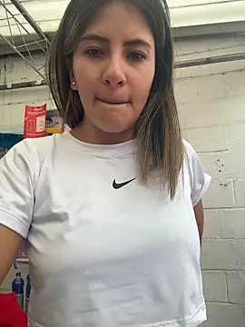 Andrea18 blonde online show from 04-27-26, 07:45