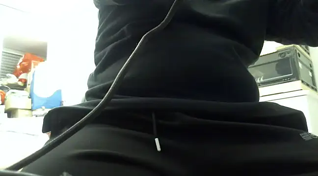 Snapshot of beartopslave chatting on 02-05-25, 04:47 beartopslave online show from 02-05-25, 04:47