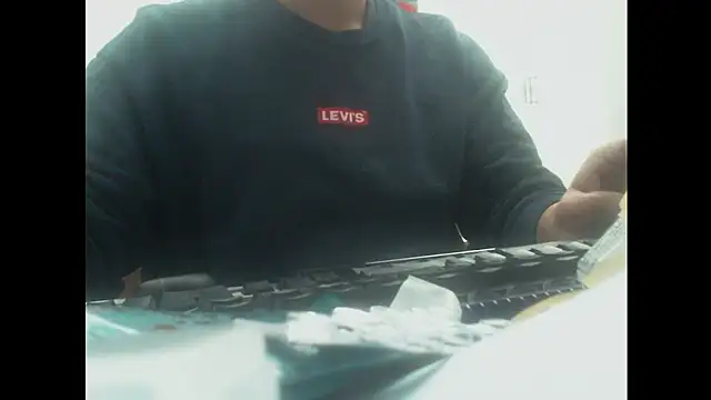 Snapshot of beartopslave chatting on 02-13-25, 07:56 beartopslave online show from 02-13-25, 07:56