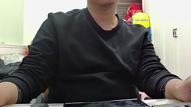 Snapshot of beartopslave chatting on 02-16-25, 05:37 beartopslave online show from 02-16-25, 05:37