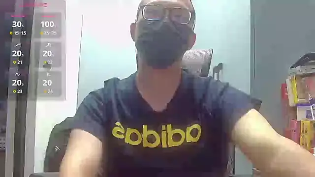 Snapshot of beartopslave chatting on 10-16-25, 05:08 beartopslave online show from 10-16-25, 05:08