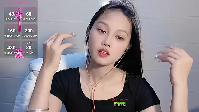 xunian71O online show from 02-16-25, 06:54