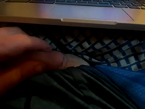 Snapshot of ClimbedCaelum chatting on 10-22-25, 11:04 ClimbedCaelum online show from 10-22-25, 11:04