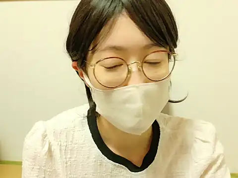 Snapshot of RIO_o0 chatting on 10-23-25, 01:43 RIO o0 online show from 10-23-25, 01:43