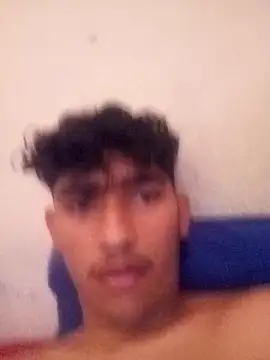 Snapshot of blzin20 chatting on 09-21-25, 03:24 blzin20 online show from 09-21-25, 03:24