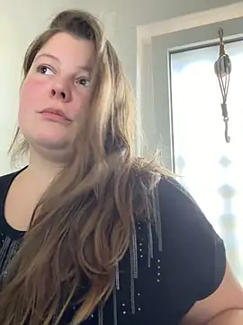 Lars-Lola online show from 03-15-26, 02:01