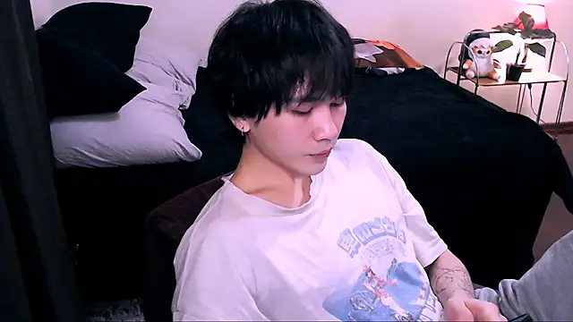 rennnuts online show from 11-18-25, 03:38