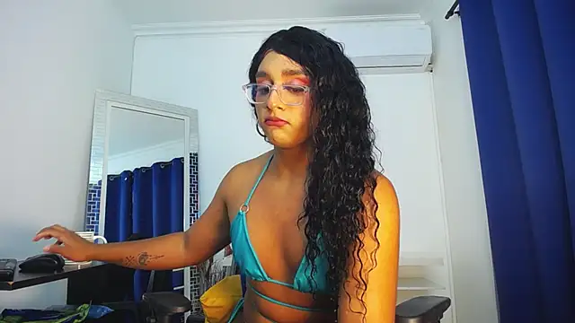 Snapshot of Karla_Dior7 chatting on 03-05-25, 11:49 Karla Dior7 online show from 03-05-25, 11:49