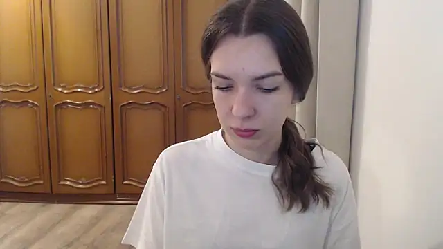 Snapshot of aurora_lust chatting on 10-28-25, 06:28 aurora lust online show from 10-28-25, 06:28