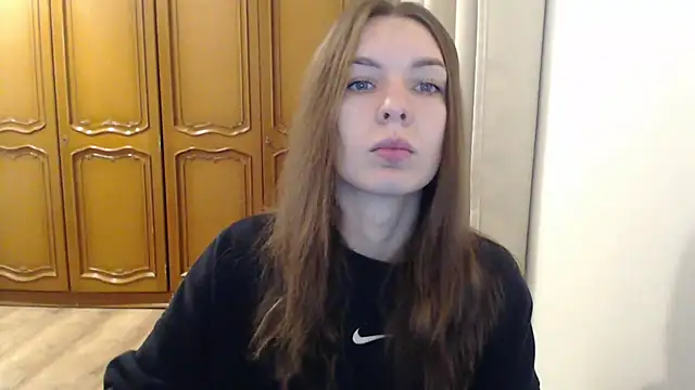 Snapshot of aurora_lust chatting on 11-19-25, 06:24 aurora lust online show from 11-19-25, 06:24