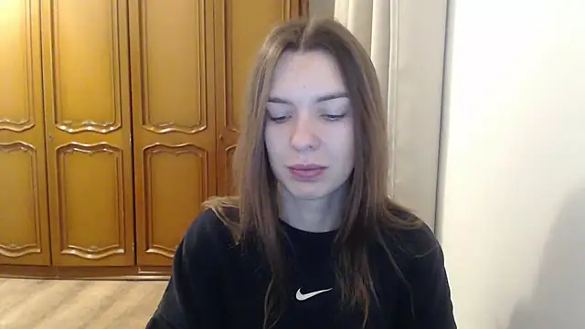 Snapshot of aurora_lust chatting on 12-03-25, 06:32 aurora lust online show from 12-03-25, 06:32