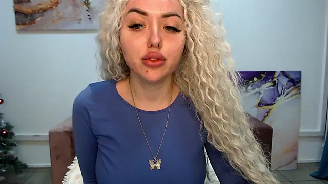 Snapshot of MissisCaty chatting on 02-03-25, 07:31 MissisCaty online show from 02-03-25, 07:31