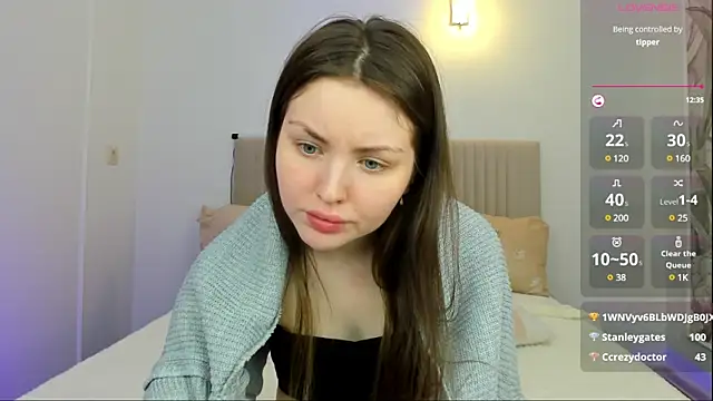 Snapshot of Lora_Rosee chatting on 02-19-25, 09:39 Lora Rosee online show from 02-19-25, 09:39