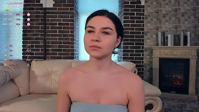 Snapshot of WillaGame chatting on 02-04-25, 09:28 WillaGame online show from 02-04-25, 09:28