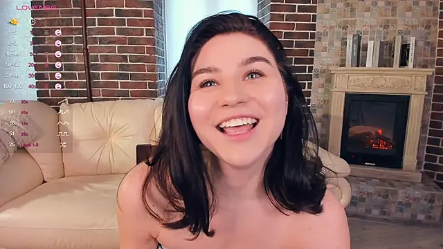 Snapshot of WillaGame chatting on 02-04-25, 12:33 WillaGame online show from 02-04-25, 12:33