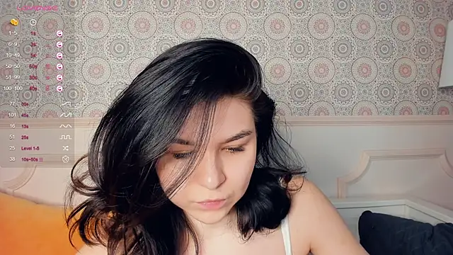 Snapshot of WillaGame chatting on 02-16-25, 01:05 WillaGame online show from 02-16-25, 01:05