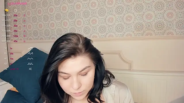 Snapshot of WillaGame chatting on 03-10-25, 10:26 WillaGame online show from 03-10-25, 10:26